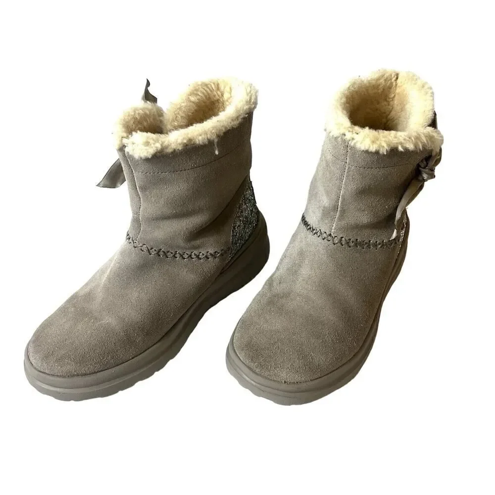 UGG I heart UGG Beige Suede Short Glitter Bow Boots Faux Fur Womens Sz 6 Pull On